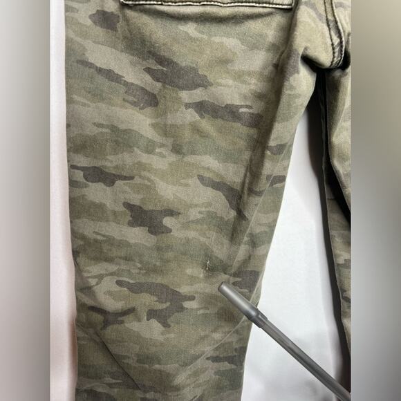 Anthropologie Camo Utility Pants - Picture 5 of 5